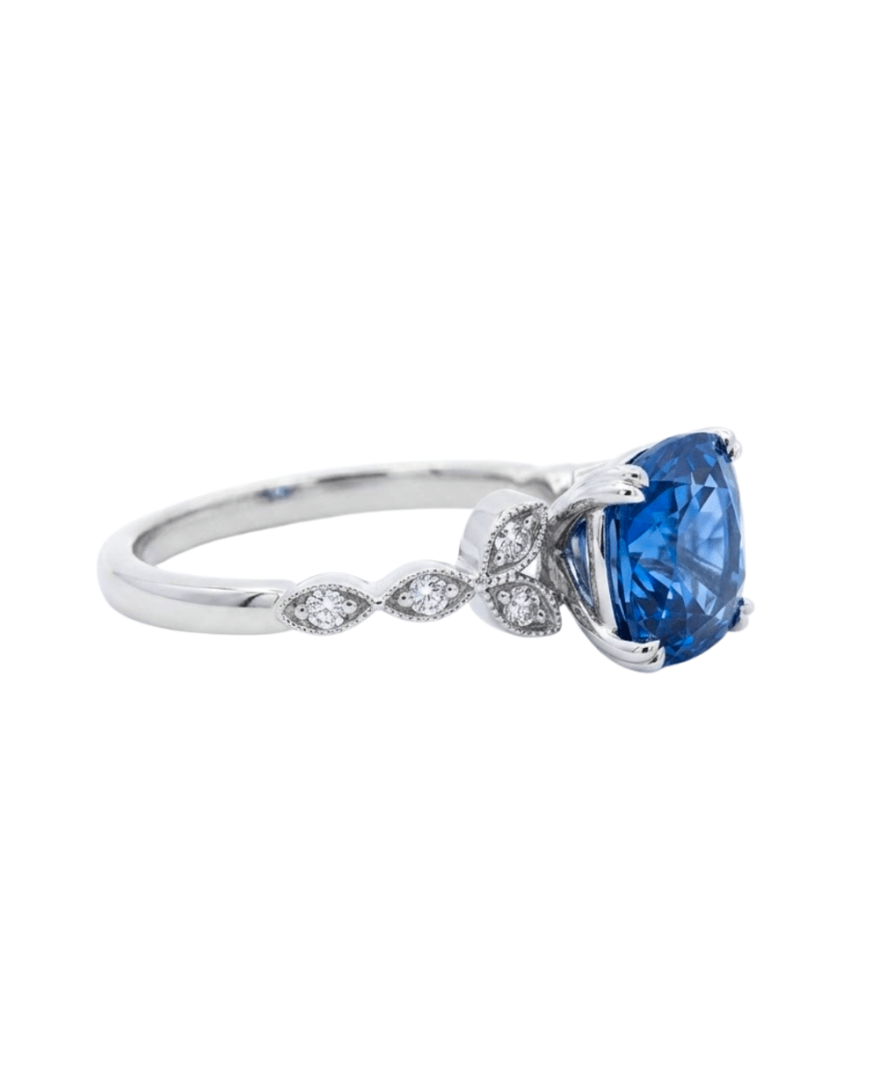 Cushion Blue Sapphire & Diamond Filigree Fashion Ring in White Gold (200 - 01289)