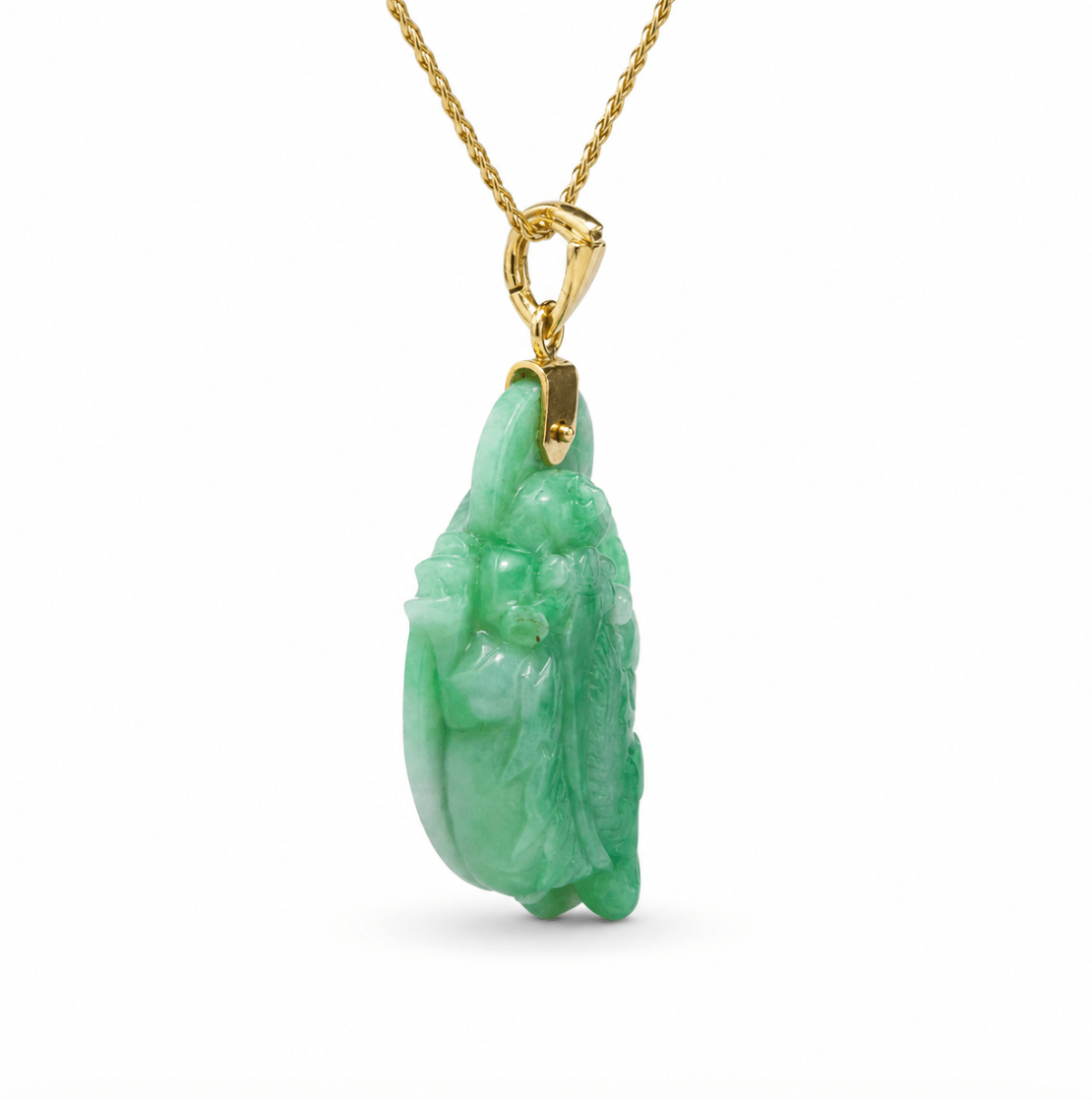 Green Jade Pendant in Yellow Gold (230-01048)