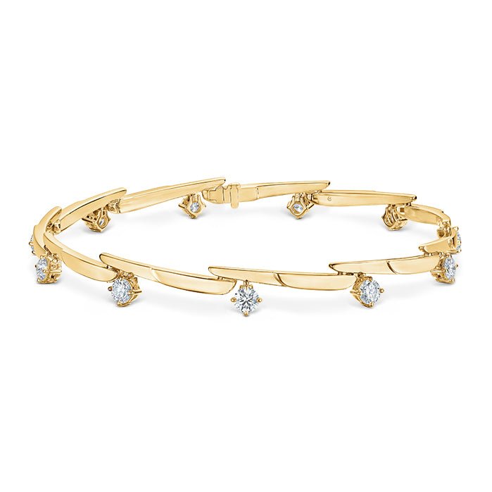 Hearts On Fire Vela Crossover Bracelet in 18K Yellow Gold (1.37ct)