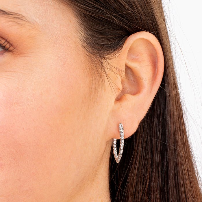 Memoire Imperial Hoop Earrings in 18K White Gold (0.75ct)