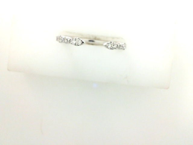 Vardy's Collection 18K White Gold 0.14ct Wedding Band