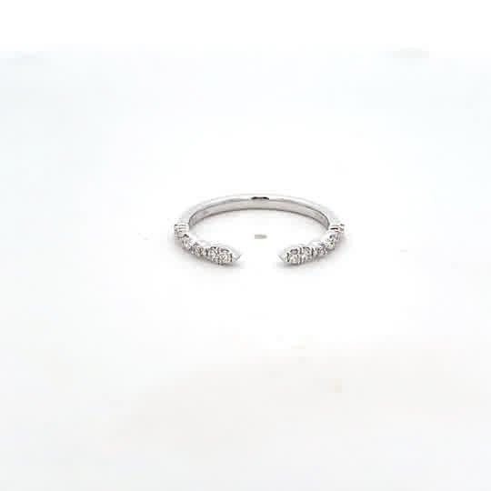 Vardy's Collection 18K White Gold 0.14ct Wedding Band