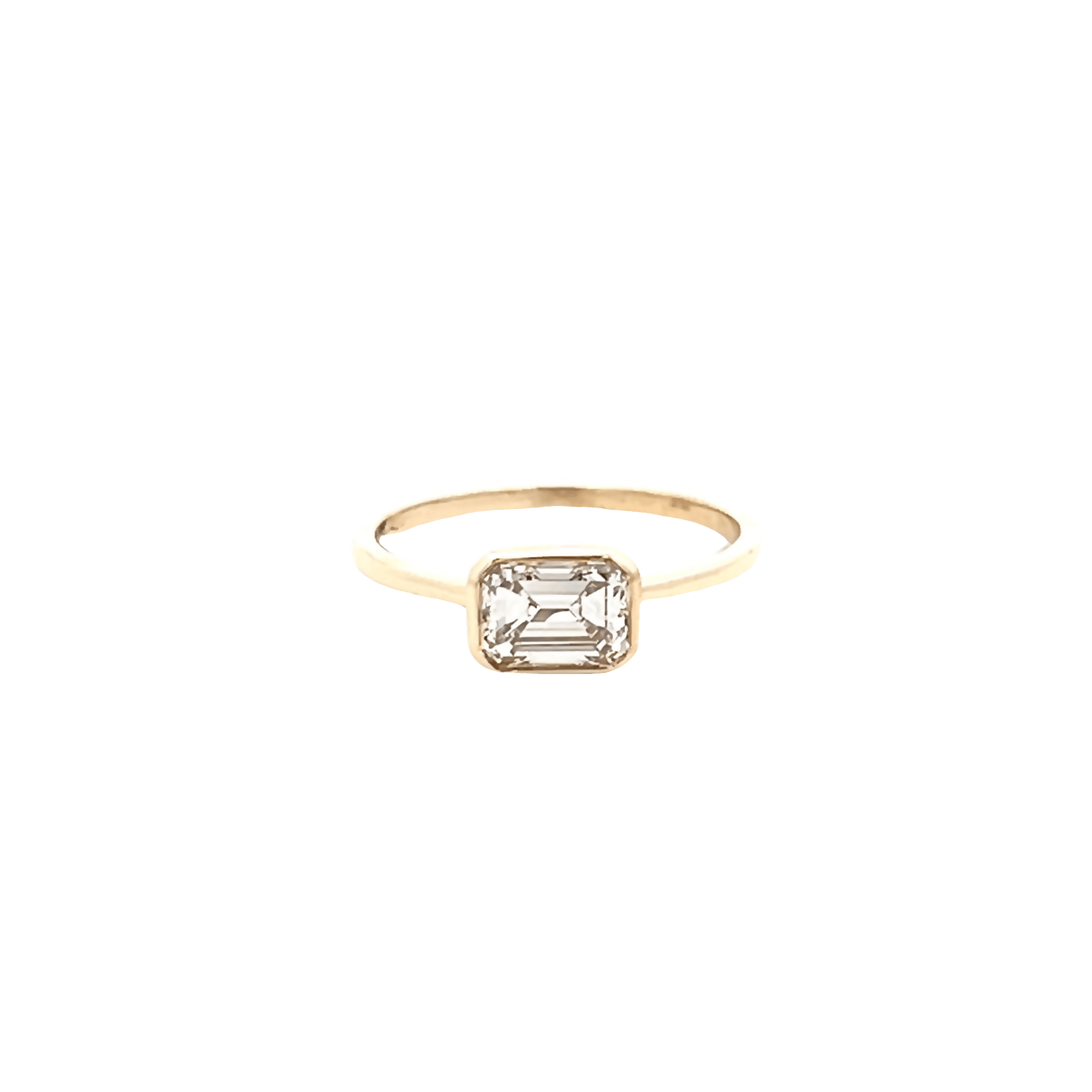 Vardy's Collection Bezel Set Emerald Cut Diamond Engagement Ring in 14K Yellow Gold (1.03ct)