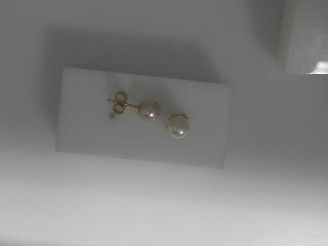 Vardy's Collection Cultured Pearl Stud Earrings in 14K Yellow Gold