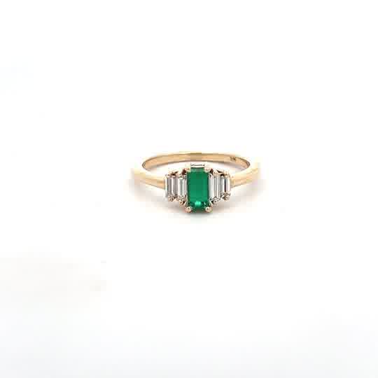 Vardy's Collection Emerald and Diamond Fashion Ring in 14K Yellow Gold (0.66ct)
