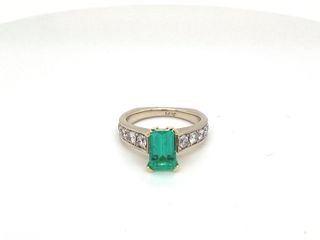 Vardy's Collection Emerald and Round Diamond Contemporary Fashion Ring in 14K White Gold (1.98ct)