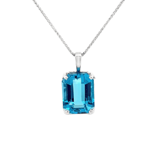 Vardy's Collection Emerald Blue Topaz Cable Link Pendant Necklace in 14K White Gold (3.37ct)