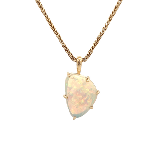 Vardy's Collection Free Form Cabochon Ethiopian Opal Pendant Necklace in 14K Yellow Gold (5.19ct)
