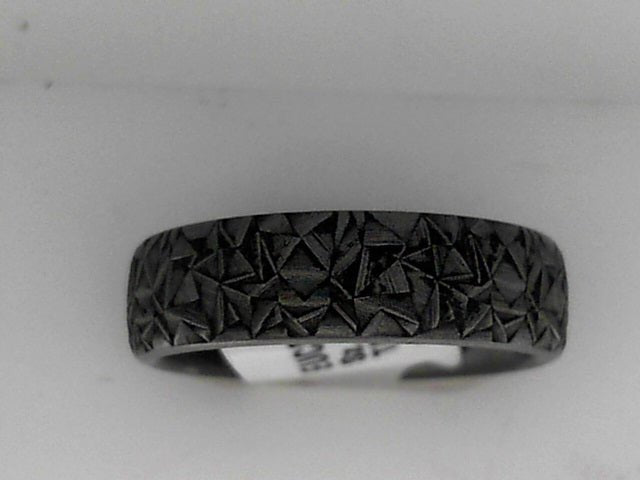 Vardy's Collection Hammered Ring in 14K White Gold (6.5mm)