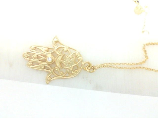 Vardy's Collection Hamsa Pendant in 14K Yellow Gold (0.02ct)