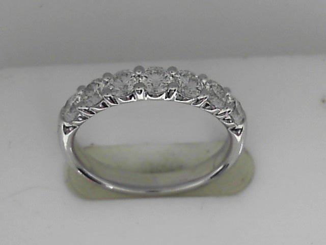 Vardy's Collection Hearts On Fire Cut Diamond 7 Stone U Set Wedding Band in 18K White Gold (1.02ctw)