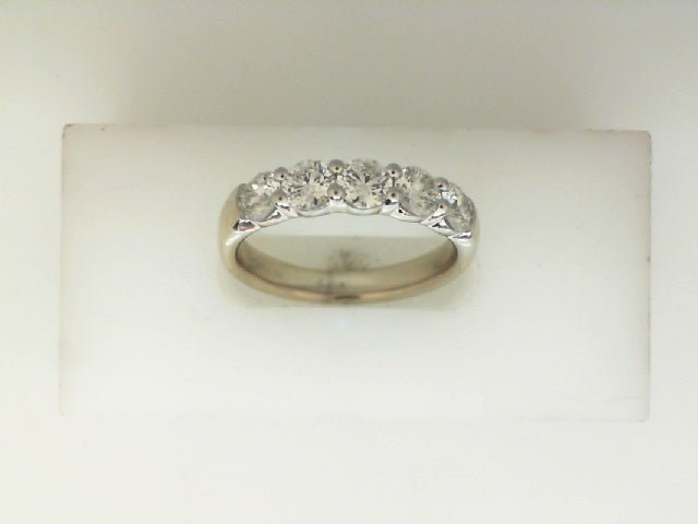 Vardy's Collection Hearts on Fire Cut G/H VS2 5 Stone Anniversary Band in 18K White Gold (1.06ctw)