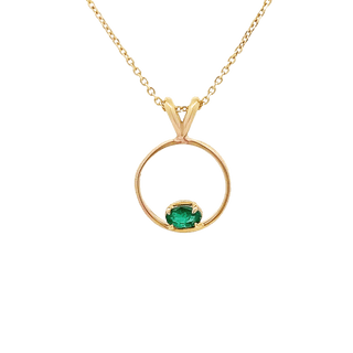 Vardy's Collection Oval Emerald Free Form Pendant Necklace in 14K Yellow Gold (0.25ct)