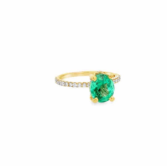 Vardy's Collection Oval Emerald Halo Engagement Ring with Round Diamonds in 18K Yellow Gold (2.49ct)