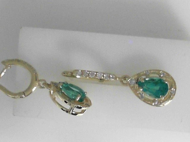 Vardy's Collection Pear Emerald Drop Halo Earrings in 14K Yellow Gold (2.03ctw)