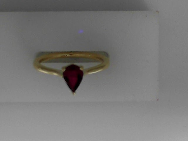 Vardy's Collection Pear Ruby Contemporary Fashion Ring in 18K Yellow Gold (0.74ct)