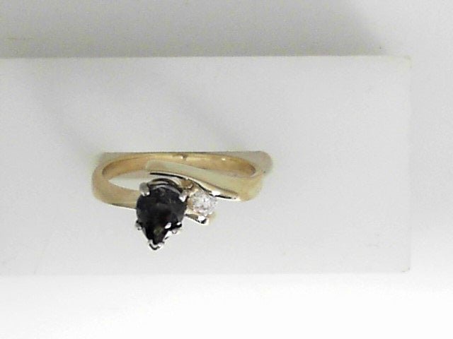 Vardy's Collection Pear Shape Alexandrite and Round Diamond Fashion Ring in 14K Yellow Gold (1.13ct)