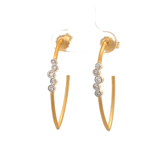 Vardy's Collection Polished Medium Hoop Earrings in 14K Yellow Gold (0.26ct)