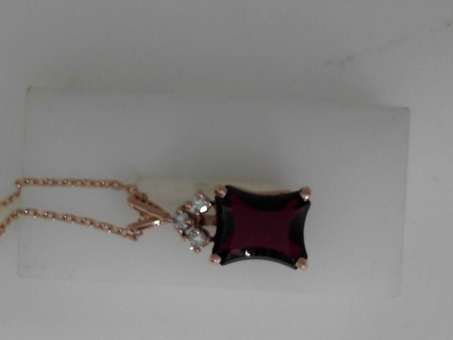 Vardy's Collection Rabbit Ear Pendant with Emerald Garnet and Round Diamonds in 14K Rose Gold (5.90ctw)