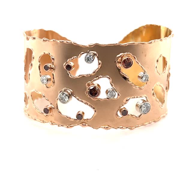 Vardy's Collection Round Chocolate Diamond Custom Bangle Bracelet in 14K Rose Gold (2.49ctw)