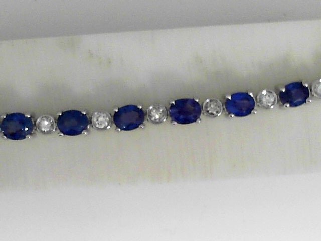 Vardy's Collection Round Diamond and Oval Blue Sapphire Tennis Bracelet in 14K White Gold (10.74ct)