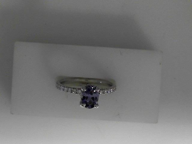 Vardy's Collection Round Diamond and Oval Purple Sapphire Montana Halo Fashion Ring in 18K Yellow Gold (1.56tcw)