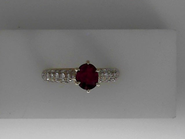 Vardy's Collection Round Diamond and Oval Ruby Contemporary Fashion Ring in 14K Yellow Gold (1.57ct)