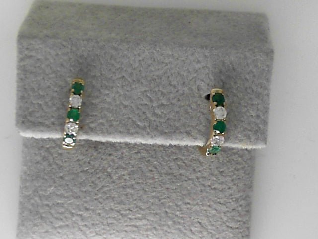 Vardy's Collection Round Diamond and Round Emerald Huggie Earrings in 14K Yellow Gold (0.14ctw)