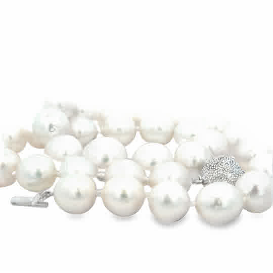 Vardy's Collection Round Diamond and South Sea White Pearl Single Strand Necklace in 14K White Gold (0.46ctw)