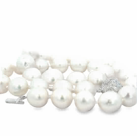 Vardy's Collection Round Diamond and South Sea White Pearl Single Strand Necklace in 14K White Gold (0.46ctw)