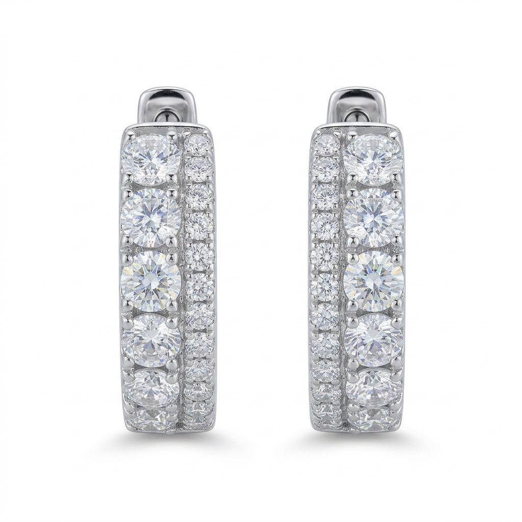 Vardy's Collection Round Diamond Huggie Earrings in 14K White Gold (0.59ct)