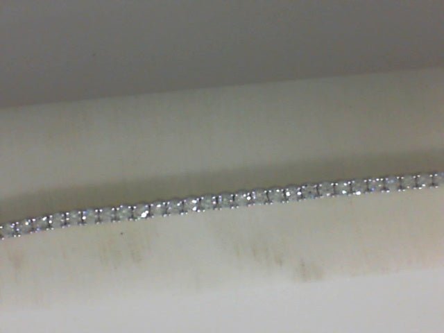 Vardy's Collection Round Diamond Tennis Bracelet in 18K White Gold (1.99ctw)