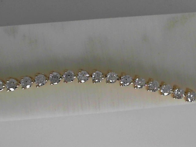 Vardy's Collection Round Diamond Tennis Bracelet in 18K Yellow Gold (5.02tw)