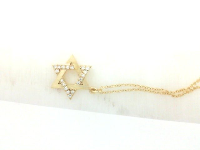 Vardy's Collection Star of David Necklace in 14K Yellow Gold (0.09ct)