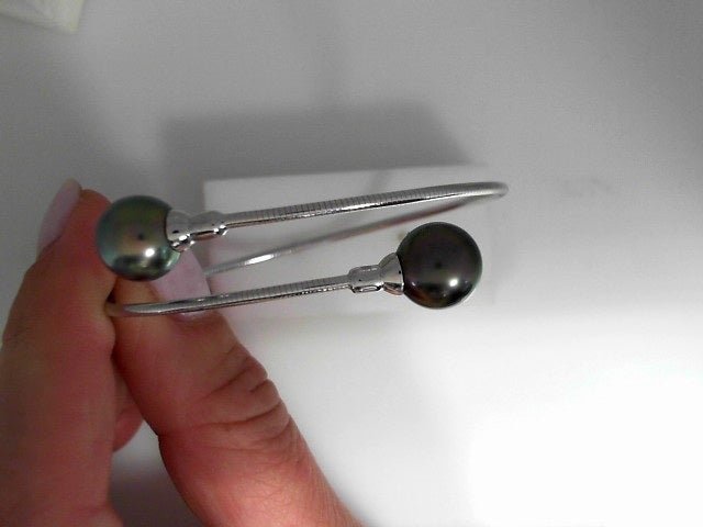 Vardy's Collection Tahitian Peacock Pearl Bangle Bracelet in 18K White Gold
