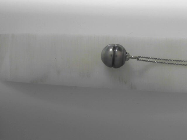 Vardy's Collection Tahitian Peacock Pearl Pendant Necklace in 14K White Gold