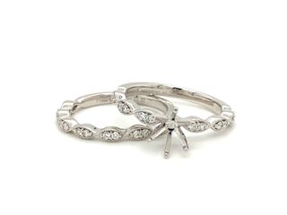 Vardy's Collection Round I/J Si1 Diamond Antique Wedding Set in 14K White Gold (0.30ctw) - My Store