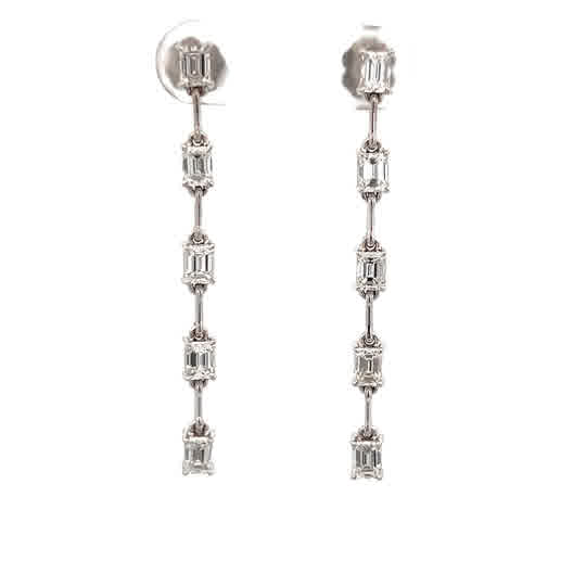Dangle Diamond Earrings In White Gold (152-00490)