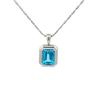 Bezel Setting Pendant with Rectangular Cushion Blue Topaz