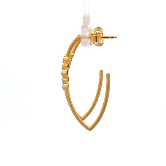 Vardy's Collection Polished Medium Hoop Earrings in 14K Yellow Gold (0.26ct)