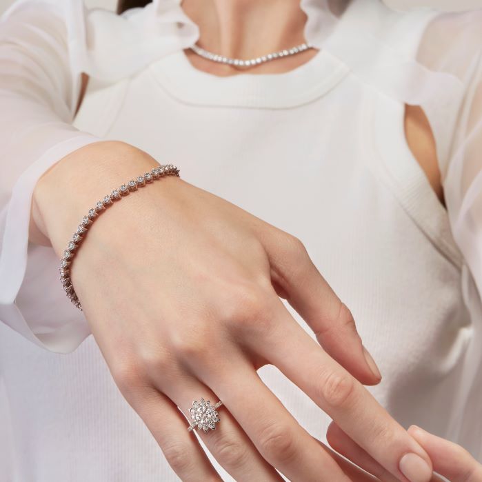 TEMPTATION THREE PRONG Diamond BRACELET in White gold (170-00853) - Vardy's Jewelers - Cupertino CA