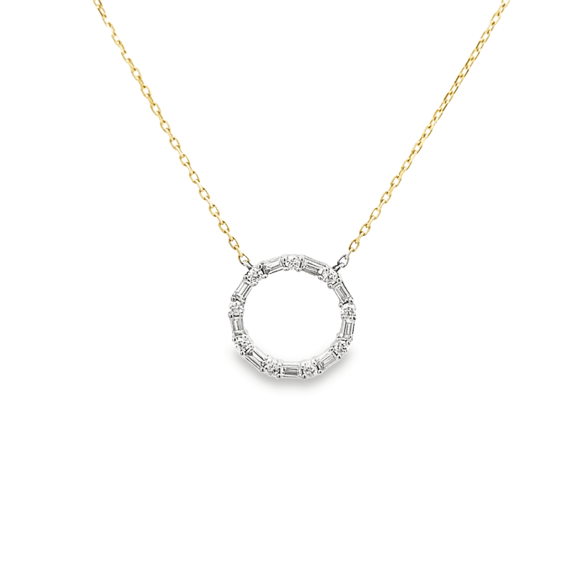 Circular Pendant with Baguette and Round Diamonds in Yellow Gold (160-33207)