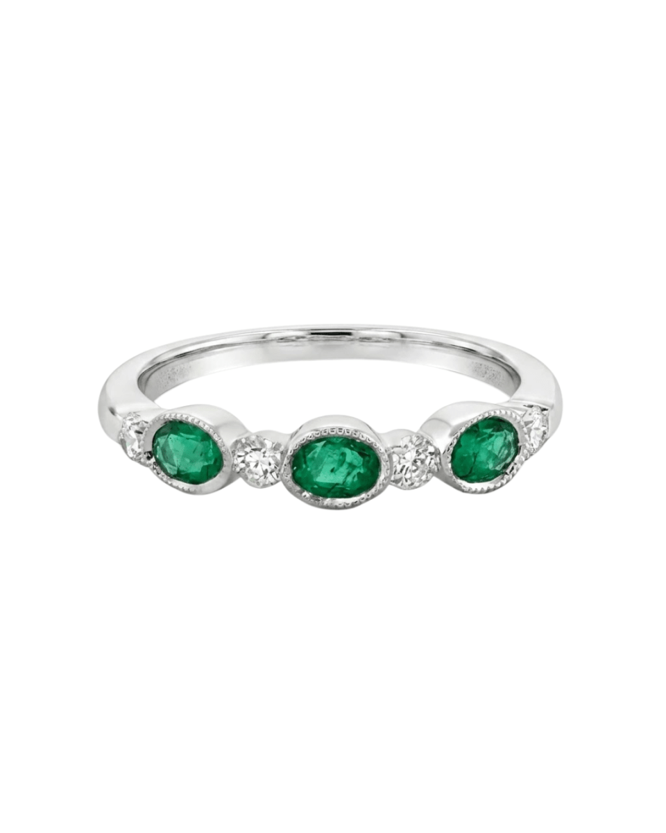 Emerald & Diamond Bezel Set Fashion Ring (200 - 01213)