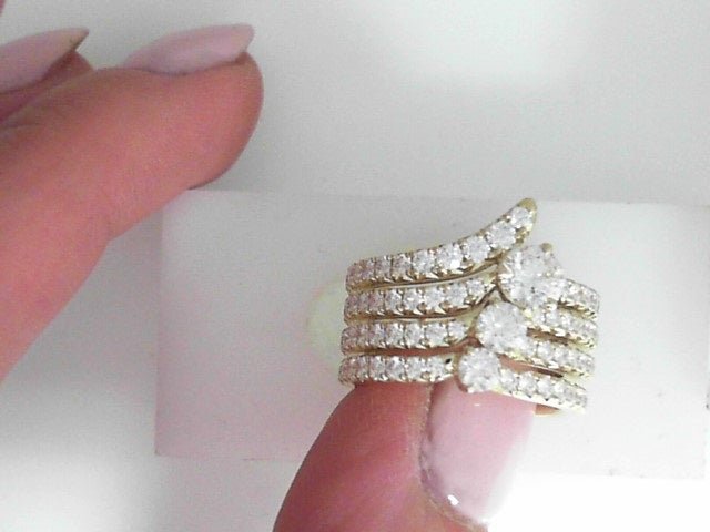 Hearts On Fire French Cut Pave Geometric Fashion Ring with 2ct Hearts On Fire Diamond in 18K Yellow Gold