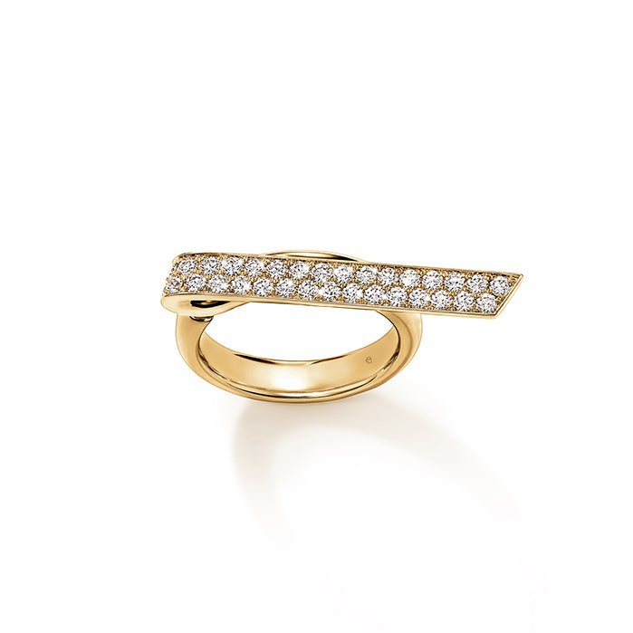 Hearts On Fire Insid/Out Elongated Diamond Flip Pavé Ring in 18K Yellow Gold (0.69ct)