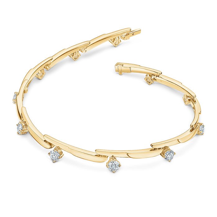 Hearts On Fire Vela Crossover Bracelet in 18K Yellow Gold (1.37ct)