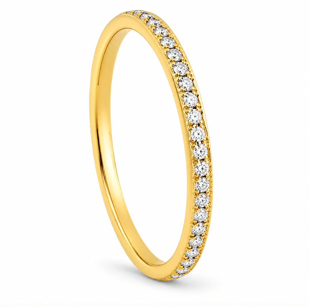 SIGNATURE Channel Set Wedding Band by Hearts On Fire in 18k Yellow Gold (110-01509)