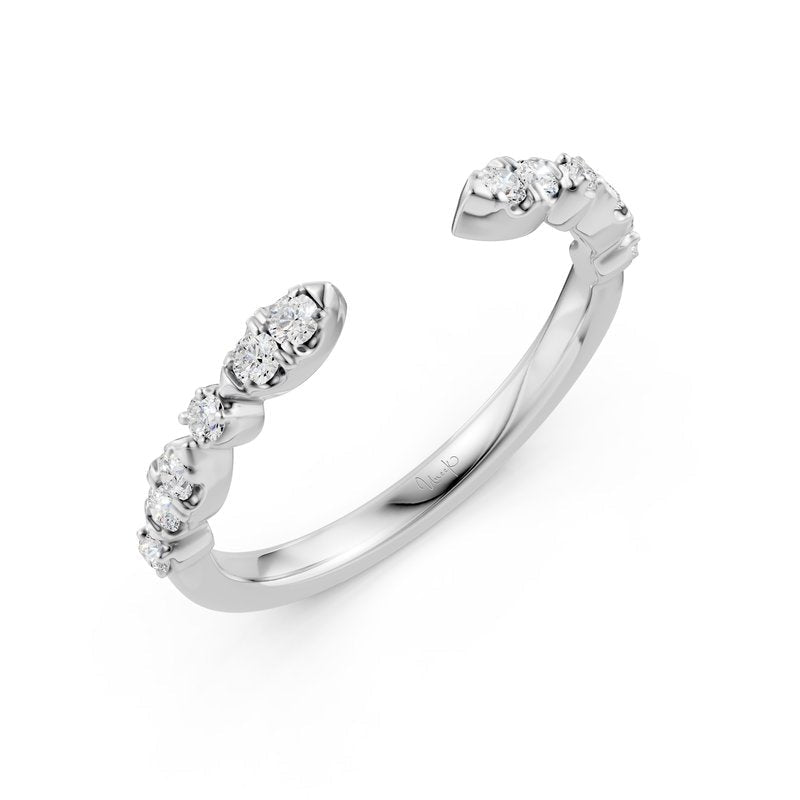 Vardy's Collection 18K White Gold 0.14ct Wedding Band