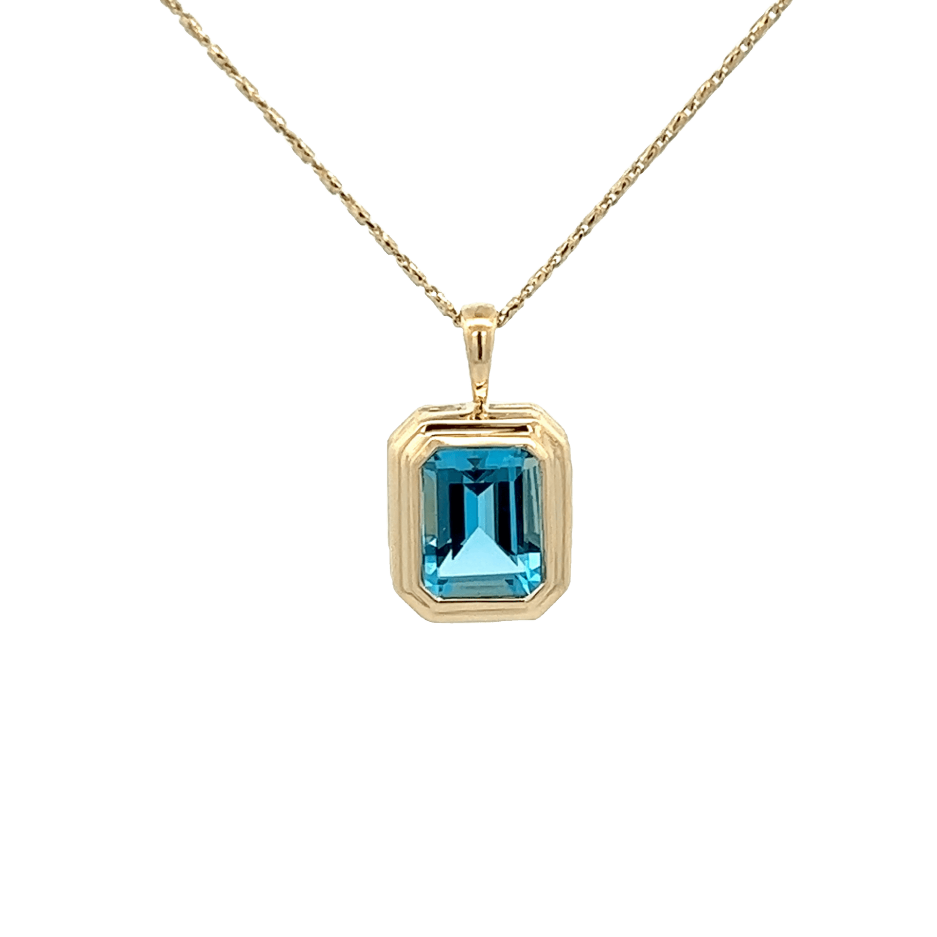 Vardy's Collection Emerald Blue Topaz Bezel Pendant Necklace in 14K Yellow Gold (2.65ct)