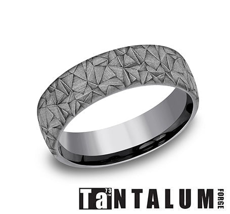 Vardy's Collection Hammered Ring in 14K White Gold (6.5mm)